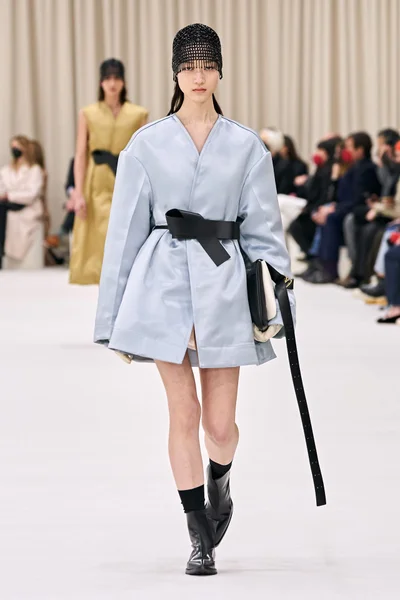 Look 57